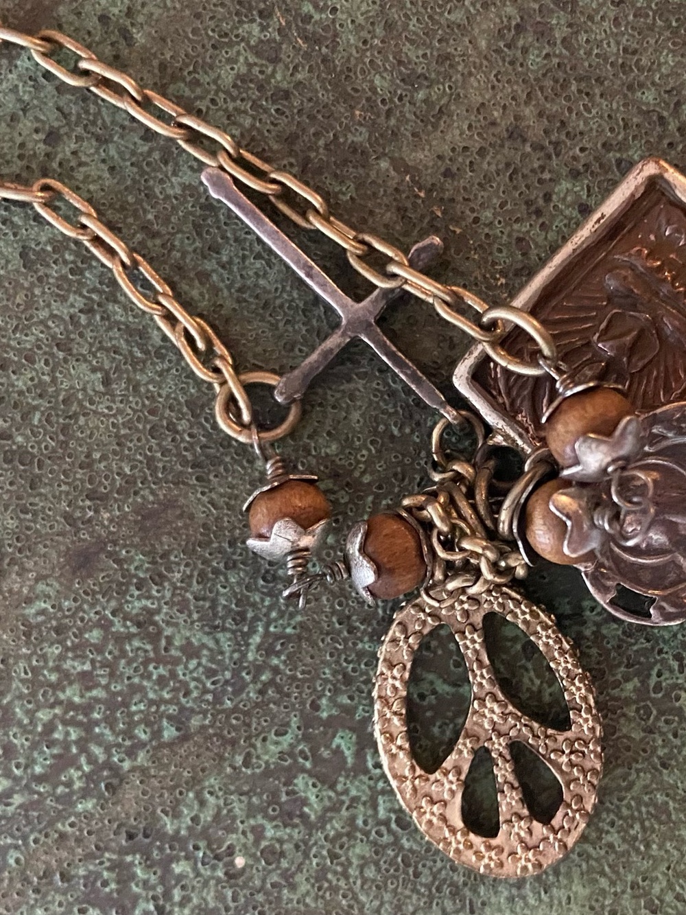 Lucky Brand Gold-Tone Necklace with Brown Enamel Beads and Flower Charm - Picture 2 of 3